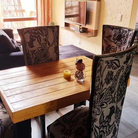 Merry Monte Casino Lodge House In Fourways Sandton Luaran gambar