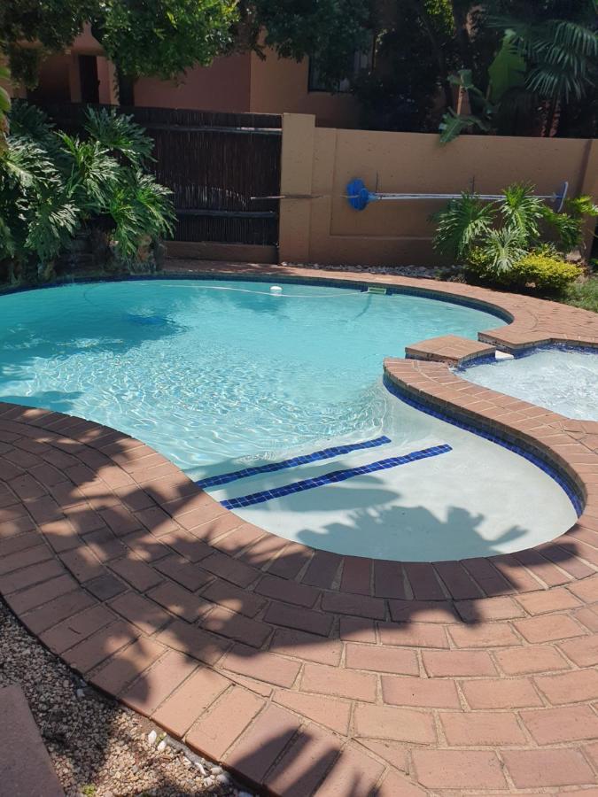 Merry Monte Casino Lodge House In Fourways Sandton Luaran gambar